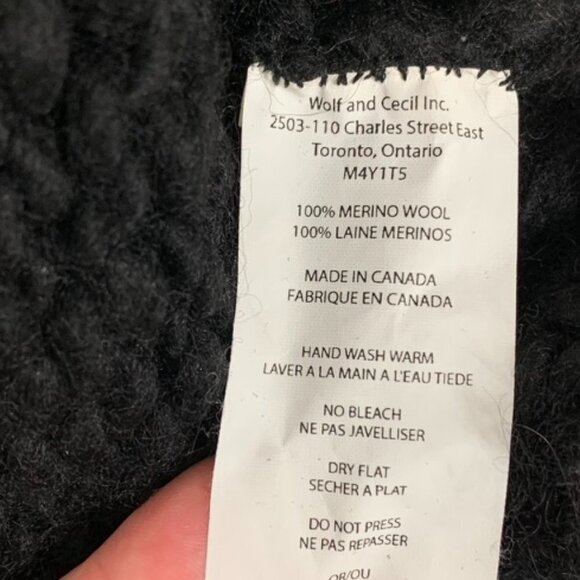 Women's Wolf & Cecil Merino Wool Chunky Knit Sweater Turtleneck Black Cutout - Picture 15 of 16